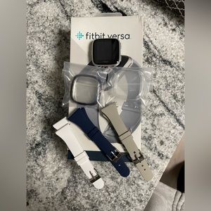 Fitbit Versa bundle